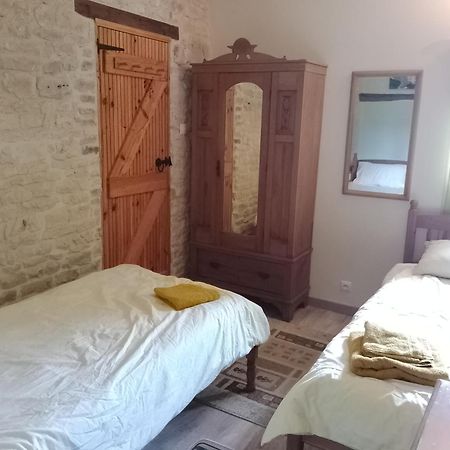 La Pommeraie Nantille Luaran gambar